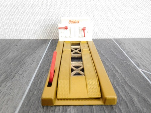 Matchbox accessory car - accessory,